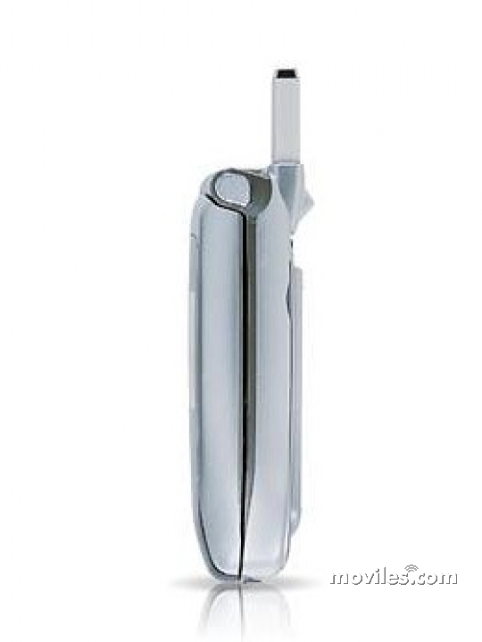 Image 4 Pantech G900